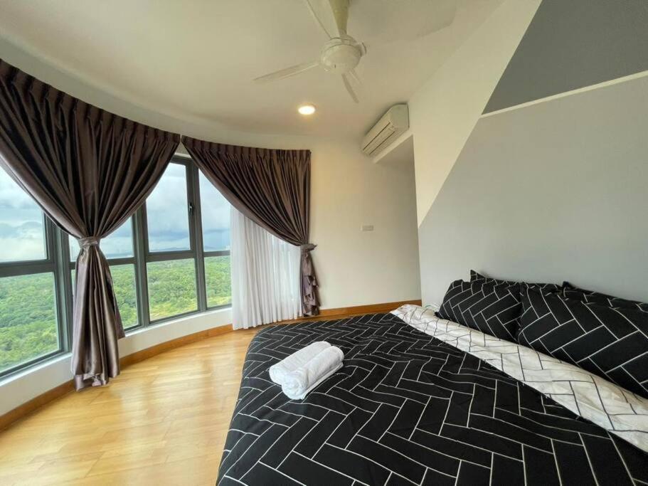 Teega Suites Seaview By Vdo Homestay Nusajaya  Kültér fotó