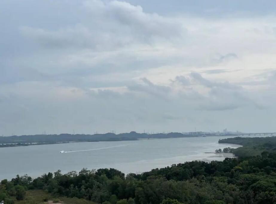 Teega Suites Seaview By Vdo Homestay Nusajaya  Kültér fotó