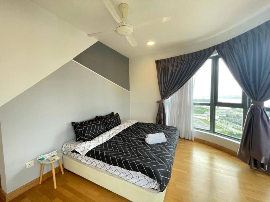 Teega Suites Seaview By Vdo Homestay Nusajaya  Kültér fotó
