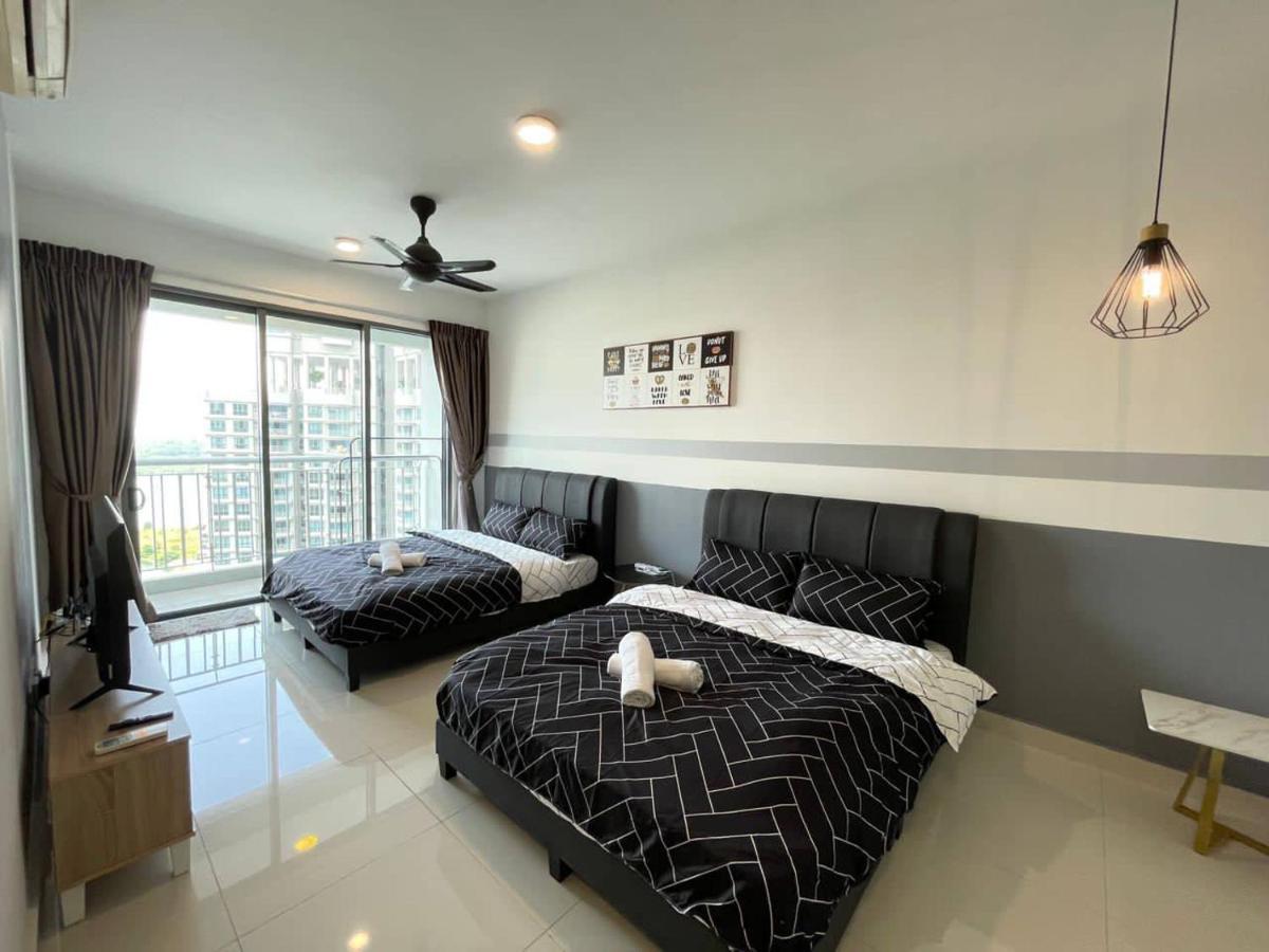 Teega Suites Seaview By Vdo Homestay Nusajaya  Kültér fotó