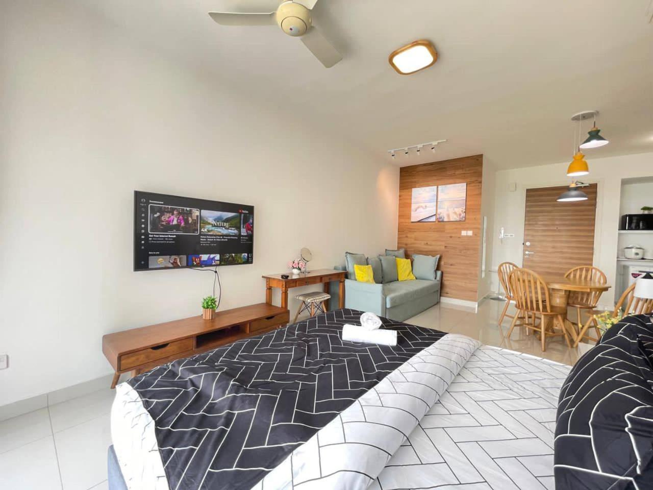 Teega Suites Seaview By Vdo Homestay Nusajaya  Kültér fotó